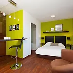 Teneo - Arthena Apartmanhotel