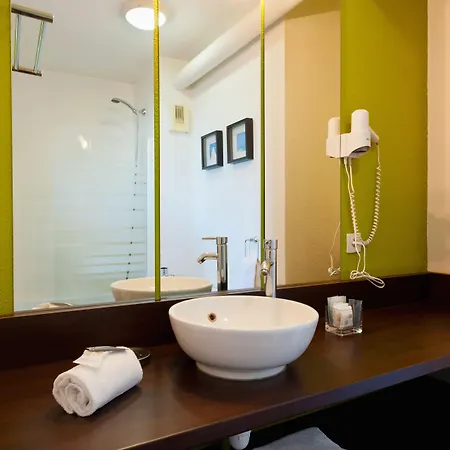 Ténéo - Centre 2* Talence