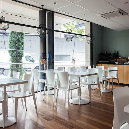 Aparthotel Teneo - Arthena 2*