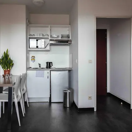 Aparthotel Teneo - Arthena 2*