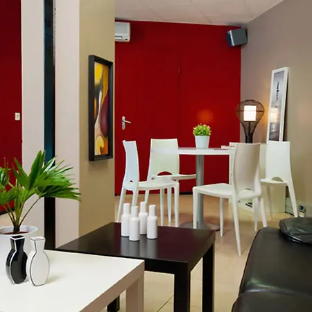 Ténéo Appart hôtel 2*