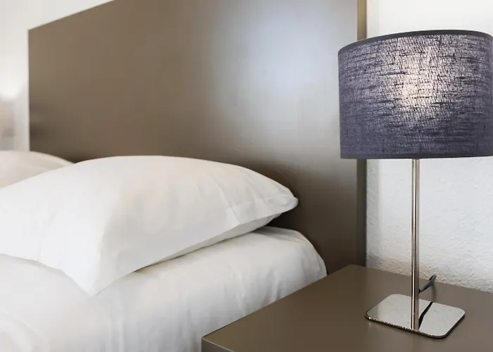 Lejlighedshotel Teneo - Arthena 2*