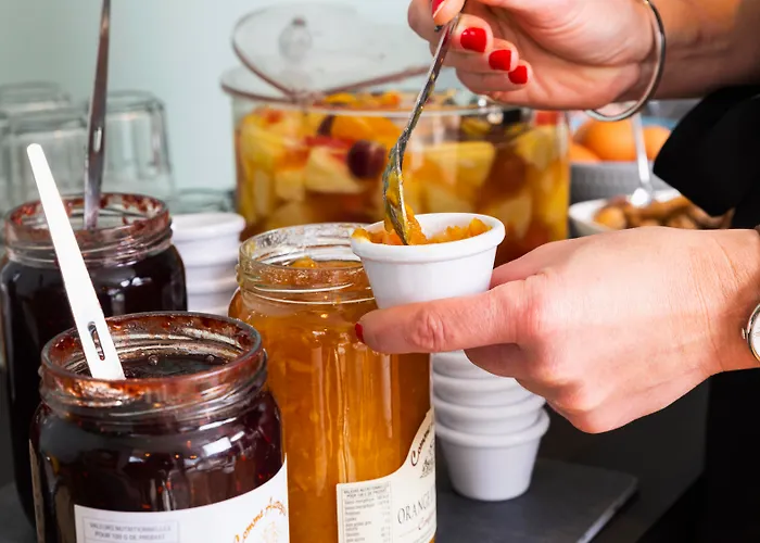 Lejlighedshotel Teneo - Arthena 2*