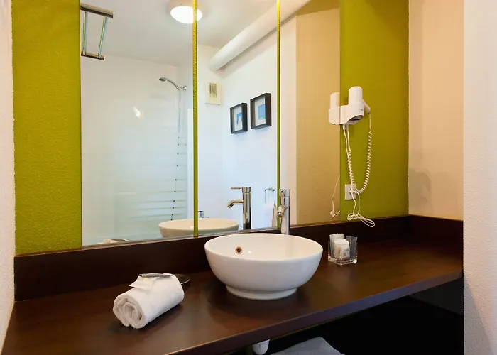 Teneo - Arthena 2* Talence