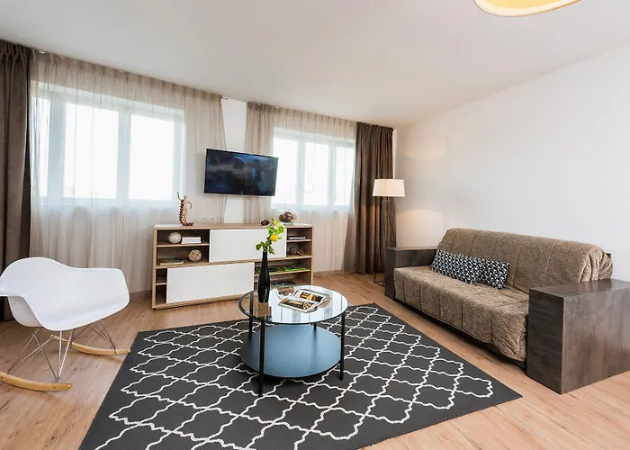 Lejlighedshotel Teneo - Arthena 2*